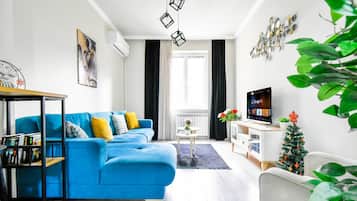 Una Smart TV, una oficina