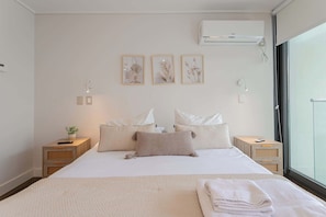 2 habitaciones, tabla de planchar con plancha, wifi y ropa de cama 