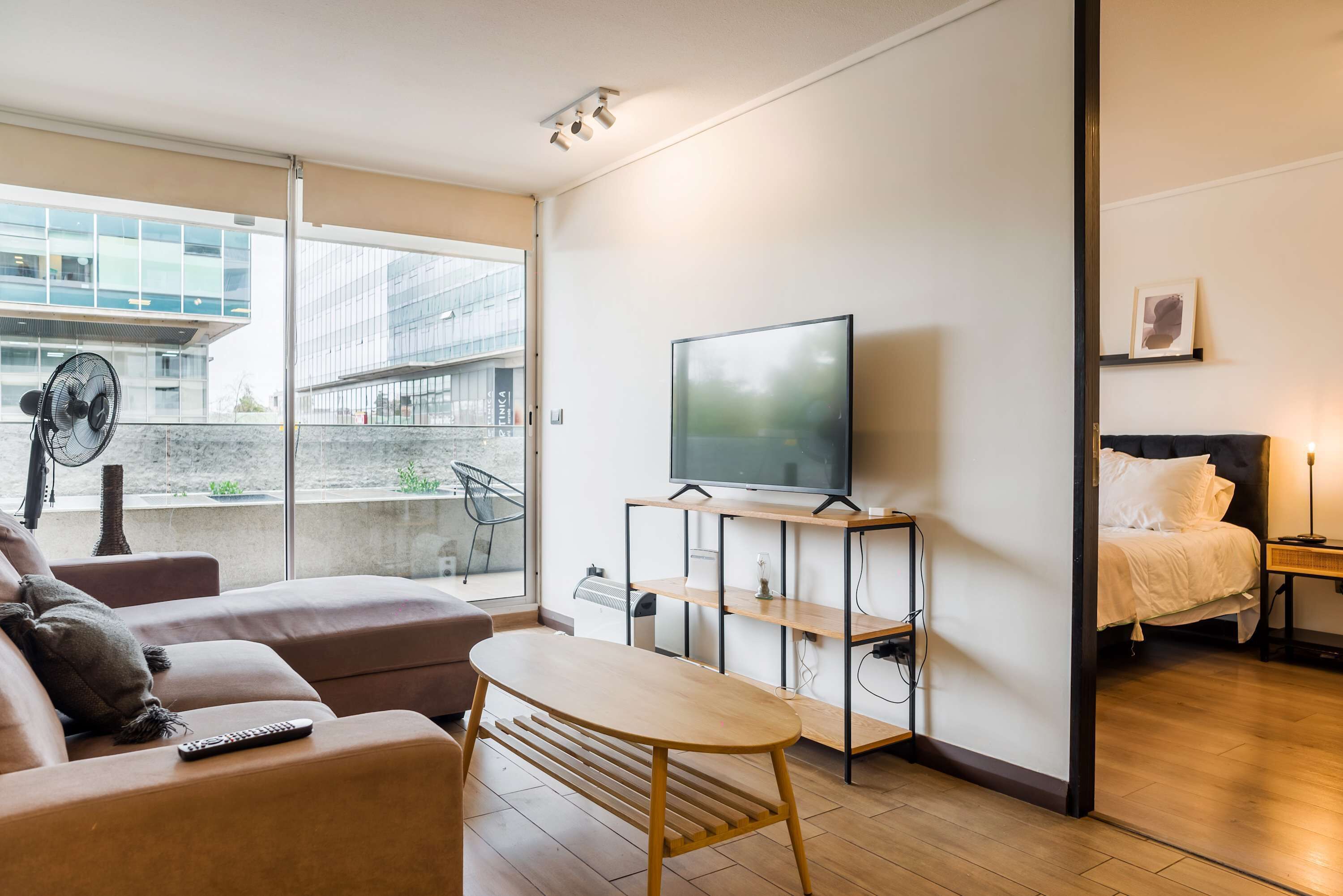 2 quartos, ferros/tábuas de passar roupa, Wi-Fi, roupa de cama
