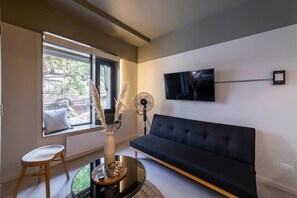 TV, offices - Stylish accommodation near Salvador Metro station (Providencia)