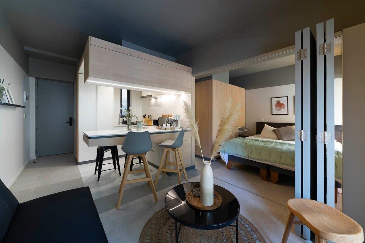 Bügeleisen/Bügelbrett, WLAN, Bettwäsche