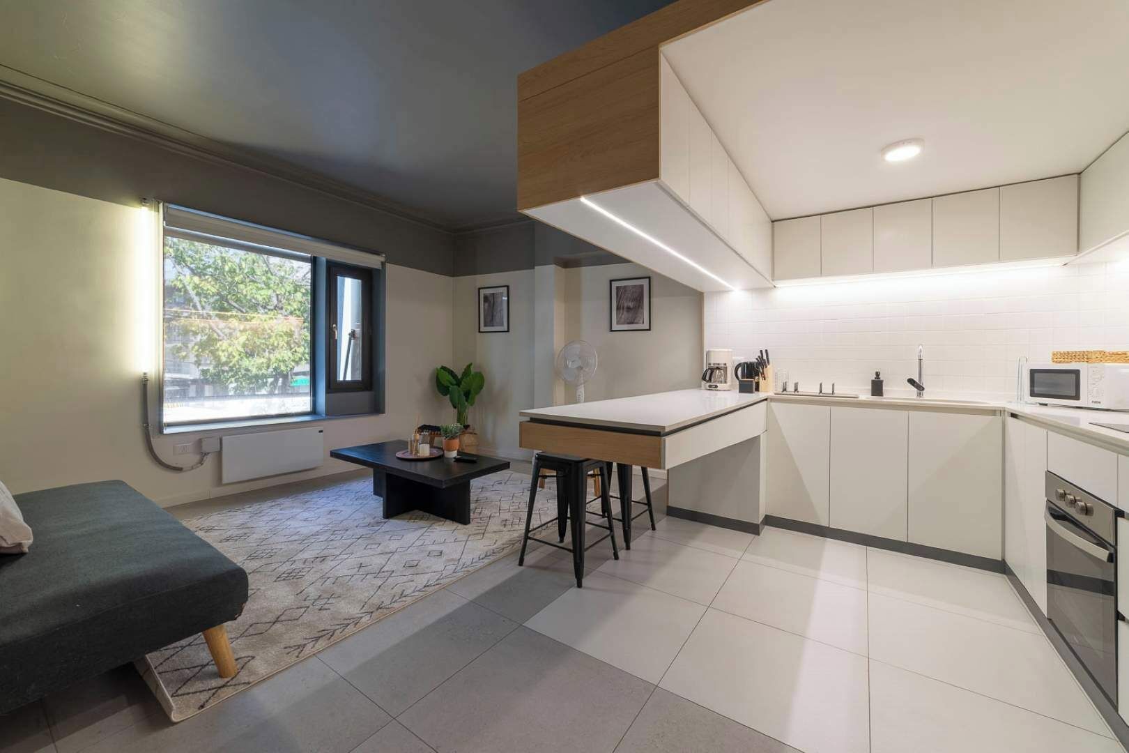 Microwave, oven, stovetop, coffee/tea maker