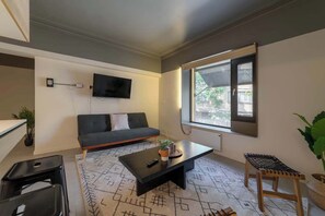 TV, offices