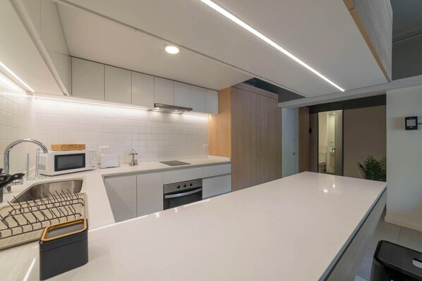 Microwave, oven, stovetop, coffee/tea maker