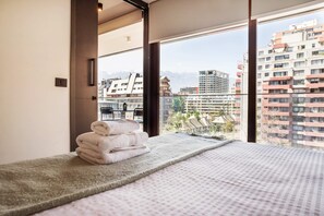 2 slaapkamers, een strijkplank/strijkijzer, wifi, beddengoed