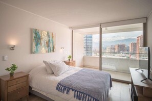 2 bedrooms, iron/ironing board, WiFi, bed sheets - Park & ShopChic 2BR sleeps 6 Las Condes (Las Condes)