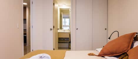 1 chambre, fer et planche Ă repasser, Wi-Fi, literie fournie