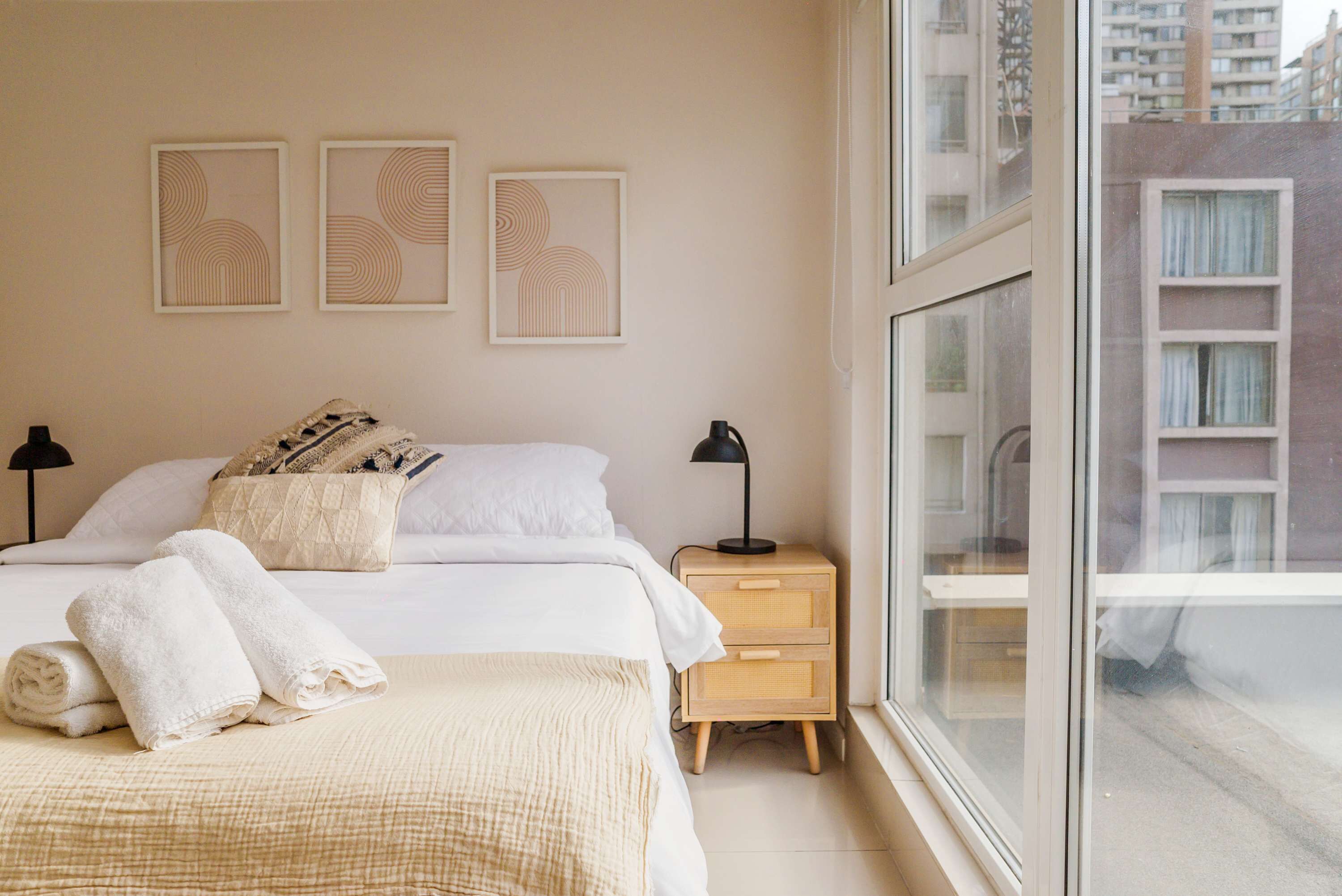 1 chambre, fer et planche à repasser, Wi-Fi, draps fournis