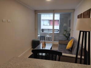 Een televisie en een kantoor