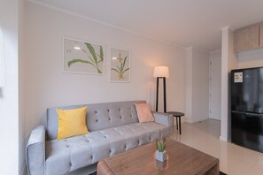 TV, offices - Your ideal refuge for exploring Santiago (Santiago)