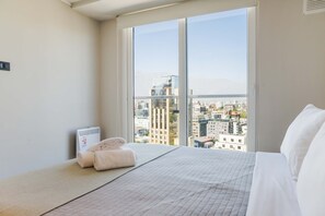 1 bedroom, desk, iron/ironing board, WiFi