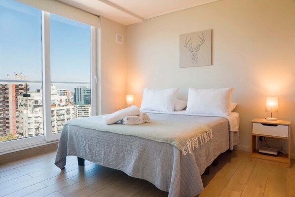 1 bedroom, desk, iron/ironing board, WiFi