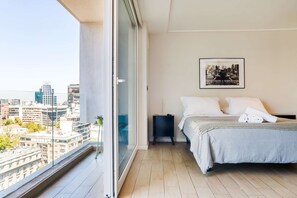 Desk, iron/ironing board, WiFi, bed sheets - Sleek Urban Flat | Steps from Costanera Center (Santiago)
