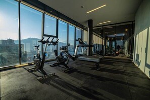 Fitness facility - Luxury Stay in a Prime 1BR (Santiago)