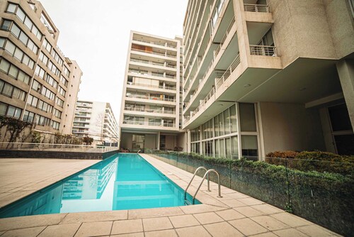 Exclusive Apartment in Las Condes with Pool, For 3