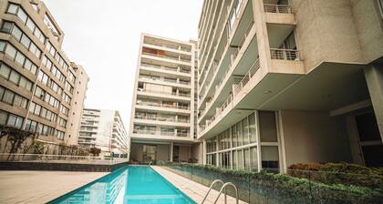 Exclusive Apartment in Las Condes with Pool, For 3