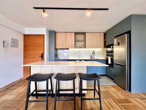 Fridge, microwave, oven, stovetop