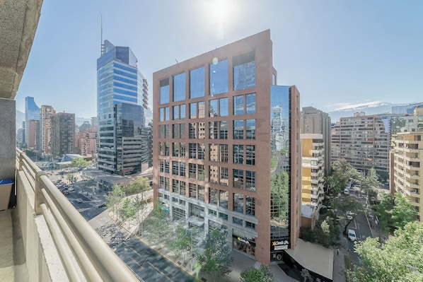 Property grounds - Visit Vitacura for an Unforgettable Stay (Santiago)