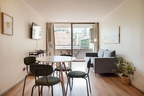 Dining - Relax in style near Costanera Center (Las Condes)