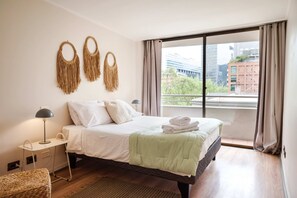1 bedroom, iron/ironing board, WiFi, bed sheets - Relax in style near Costanera Center (Las Condes)