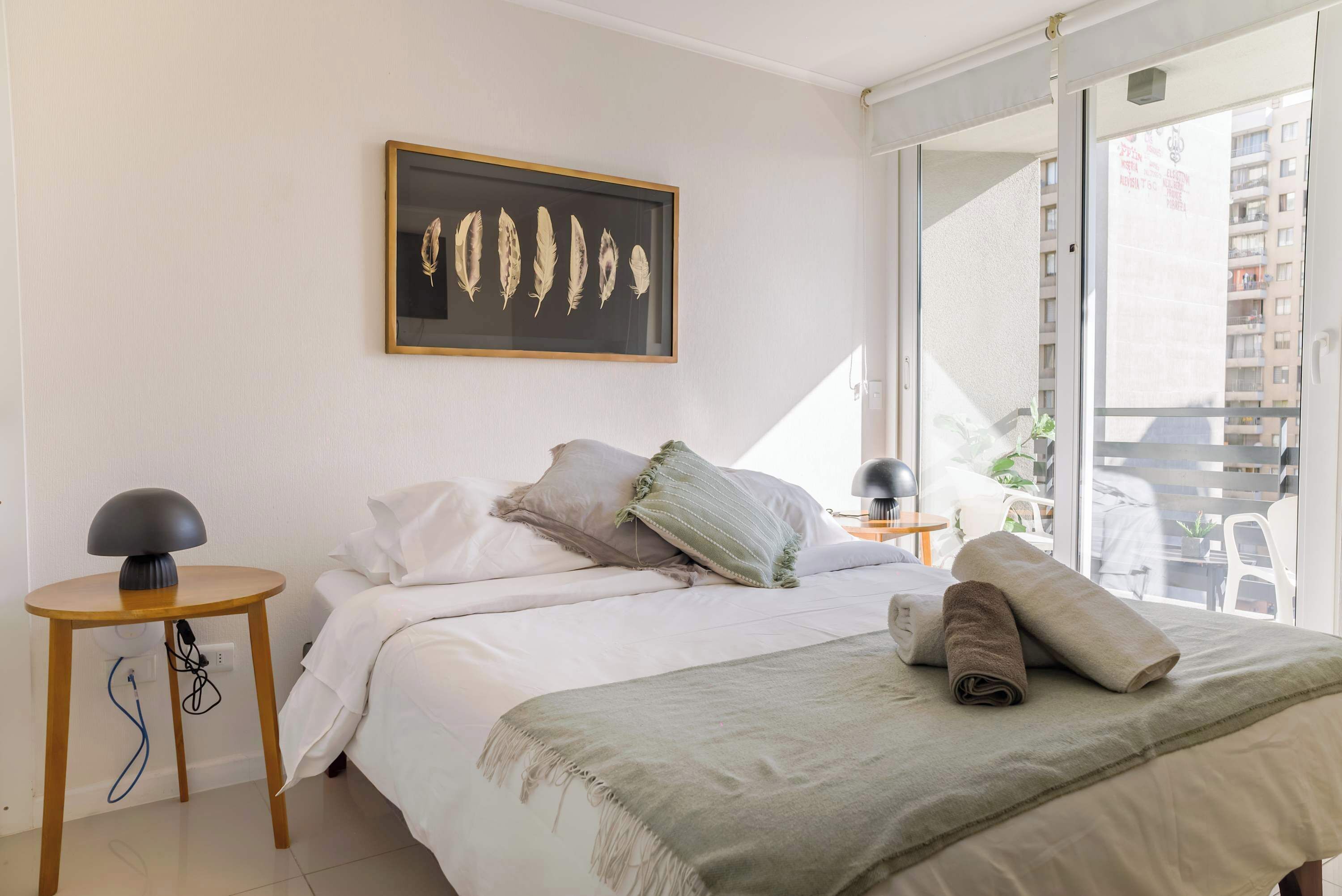 Iron/ironing board, WiFi, bed sheets