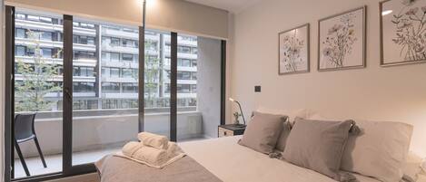 2 chambres, fer et planche à repasser, Wi-Fi, draps fournis