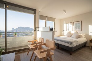 Bügeleisen/Bügelbrett, WLAN, Bettwäsche