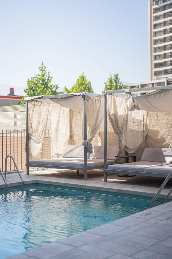 Pool - Empapate del ambiente bohemio de Barrio Italia (Ñuñoa)