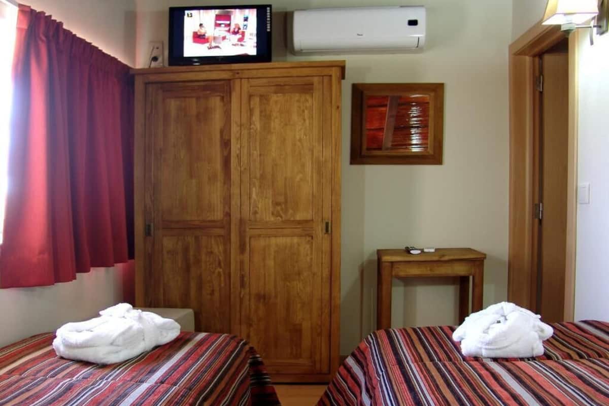 Vila Com Três Quartos | 1 habitación, cunas gratuitas, wifi gratis y ropa de cama