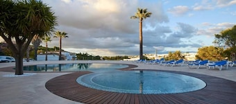 Oleandro Country Club