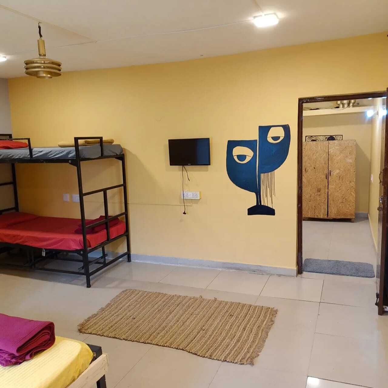 免费 WiFi、床单