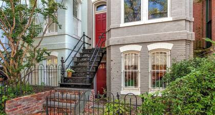 CAP Hill-Walkout EngBsmt- 2 blks Eastern Market METRO -FREE Parking