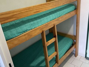 1 室のベッドルーム