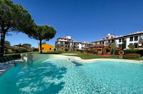 Pool View 2 Bedrooms Apartment Vista Esuri COL01