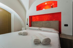 1 chambre, fer et planche à repasser, Wi-Fi gratuit