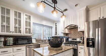 Hidden Grove - 3BR 2.5BA - Walk to Tech