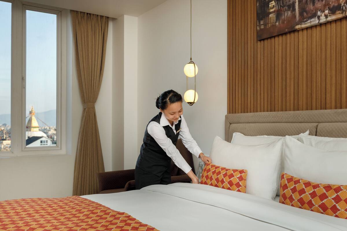 Suite | 12 bedrooms, pillowtop beds, minibar, in-room safe