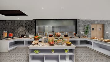 Desayuno buffet todos los días (con cargo)
