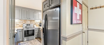 Just Steps from Resort Shuttle & Great Amenities like Shared Pool & Hot Tubs