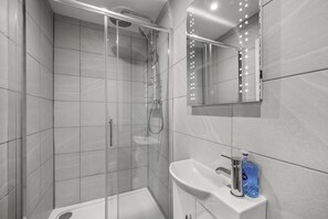 House - Sunset Townhouse With Free Parking (Brighton)
