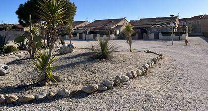 T2 Mezzanine Villa für 4P mit Parkplatz am Teich, 2,5 km vom Meer entfernt