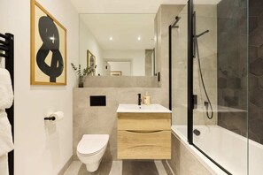Exterior - The South Wimbledon Place - Adorable 2bdr Flat With Balcony (London)