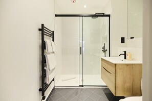 Exterior - The South Wimbledon Place - Adorable 2bdr Flat With Balcony (London)