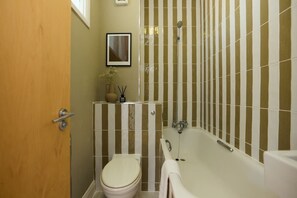 Apartment (2 Bedrooms) | Exterior