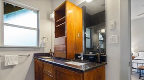 Ympäristöystävälliset hygieniatuotteet, hiustenkuivaaja, pyyhkeet