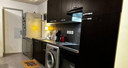 Joli appartement dans petite résidence privée, trÚs calme