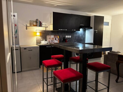 Joli appartement dans petite résidence privée, très calme