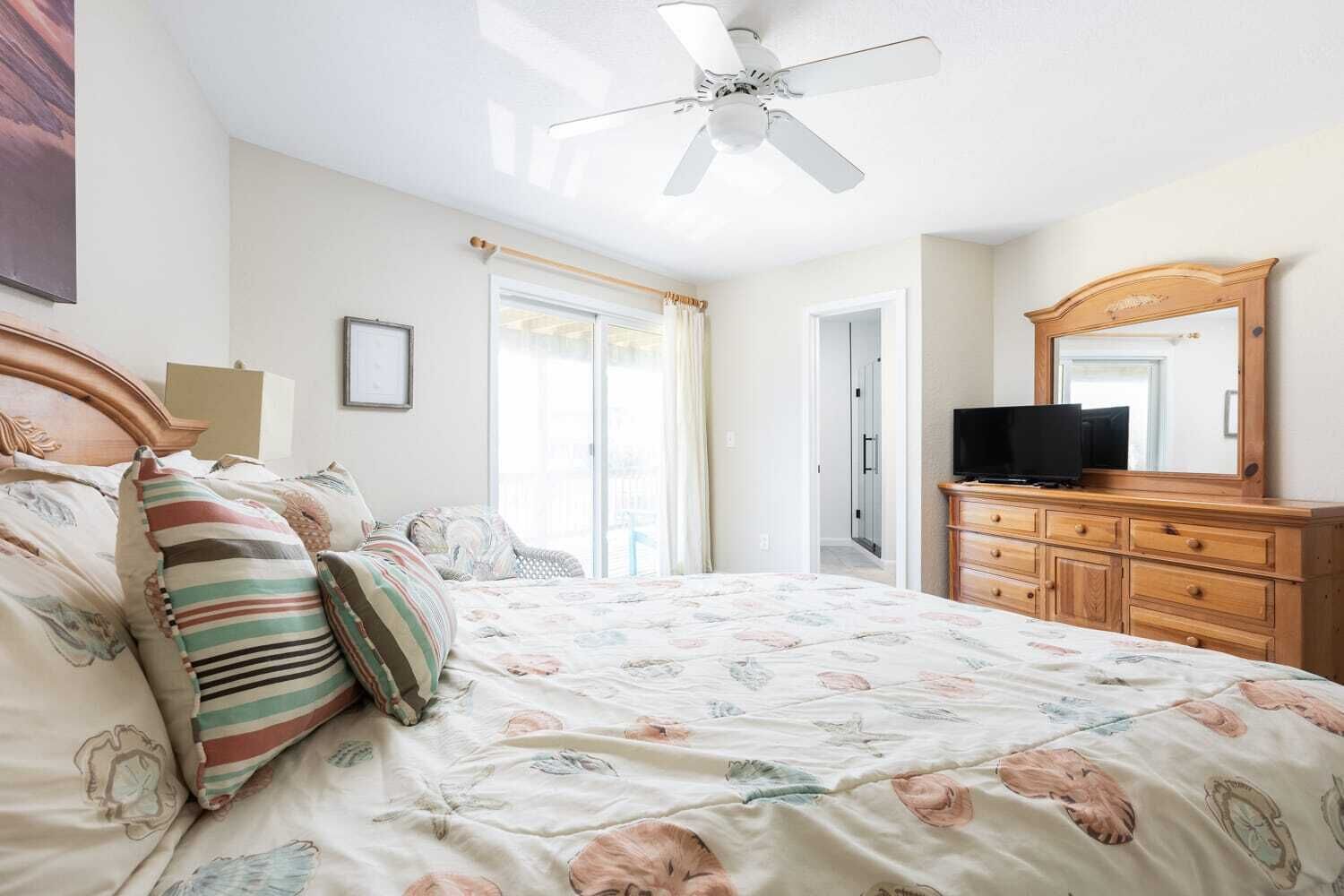 6 Schlafzimmer, Bügeleisen/Bügelbrett, WLAN, Bettwäsche