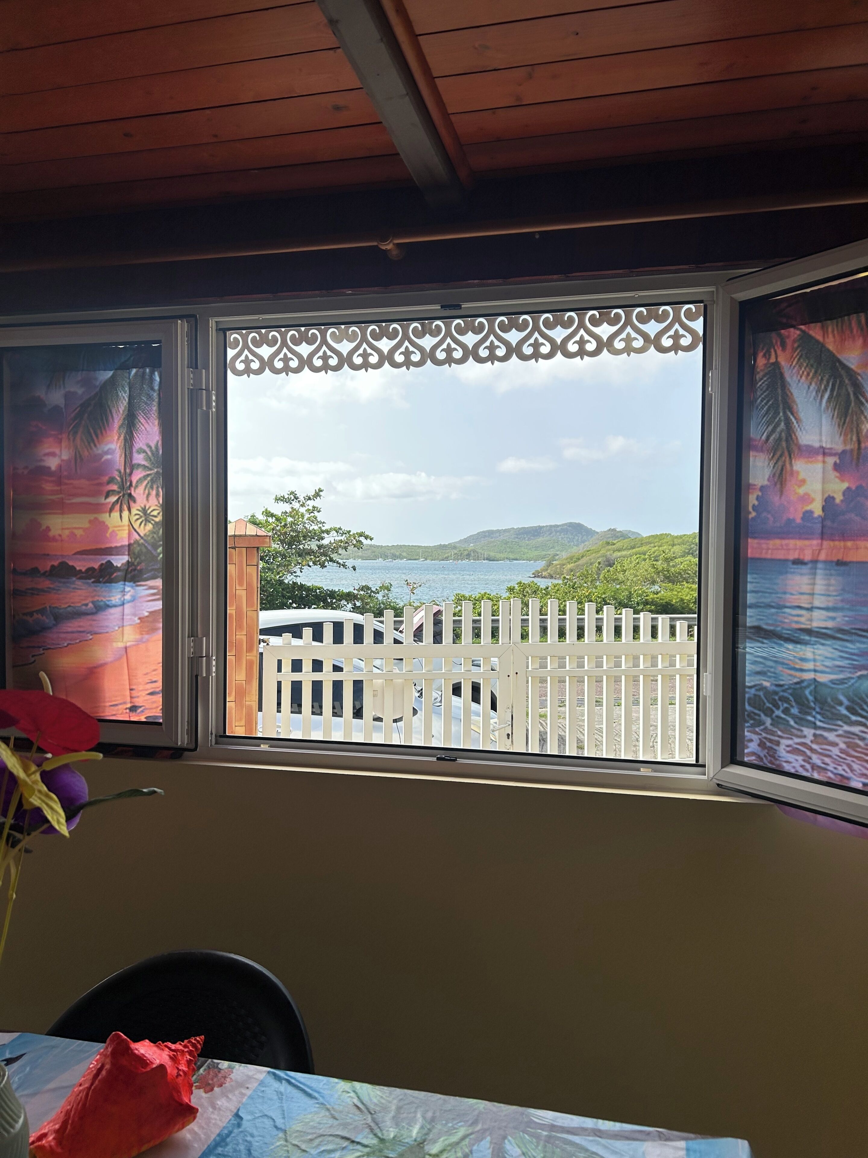 Appartement Classique ,2 chambres , non-fumeurs, vue sur mer. | Terrace/patio