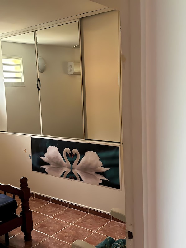 Appartement Classique ,2 chambres , non-fumeurs, vue sur mer.